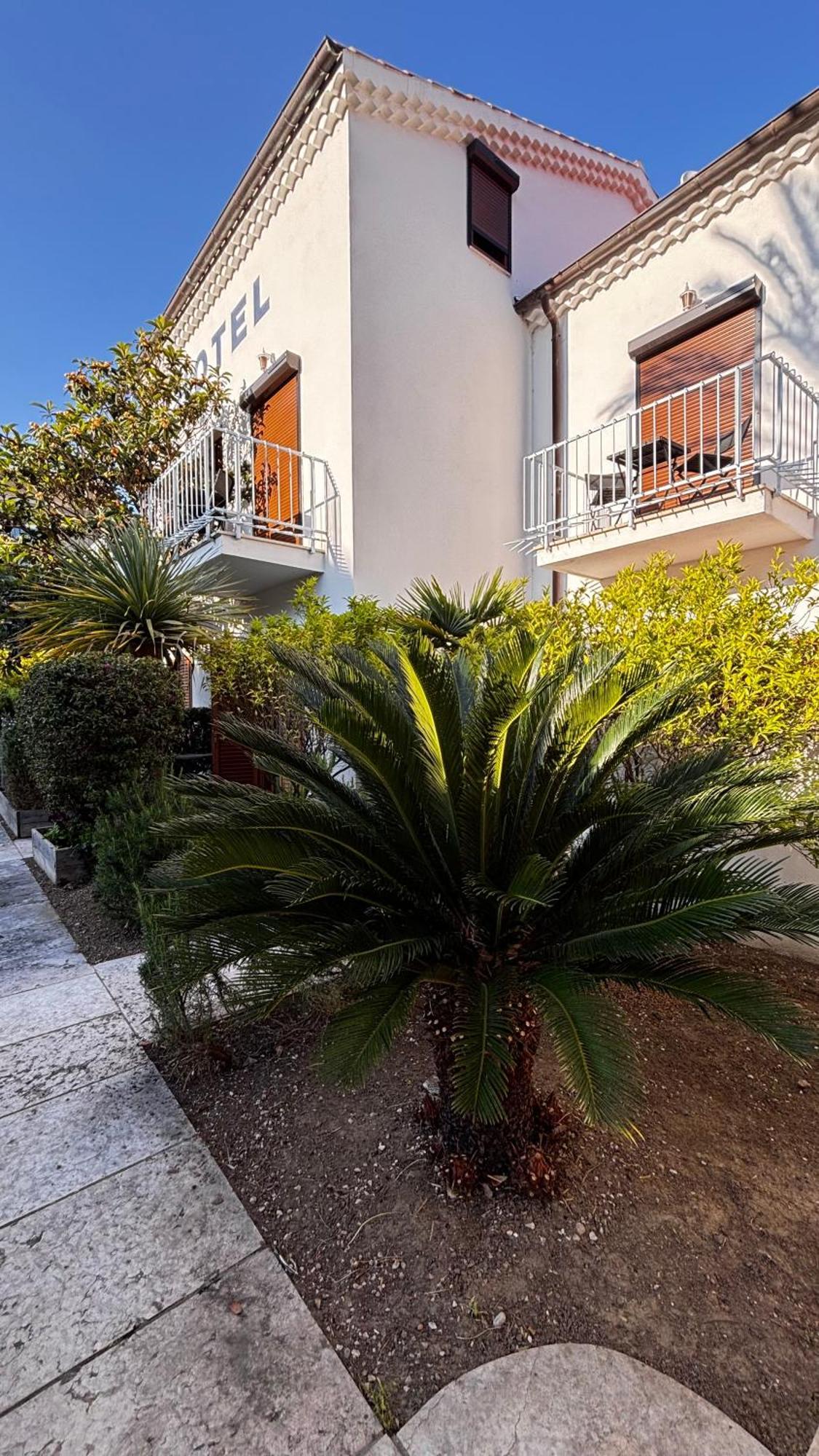 Hotel La Bastide Le Lavandou Eksteriør bilde