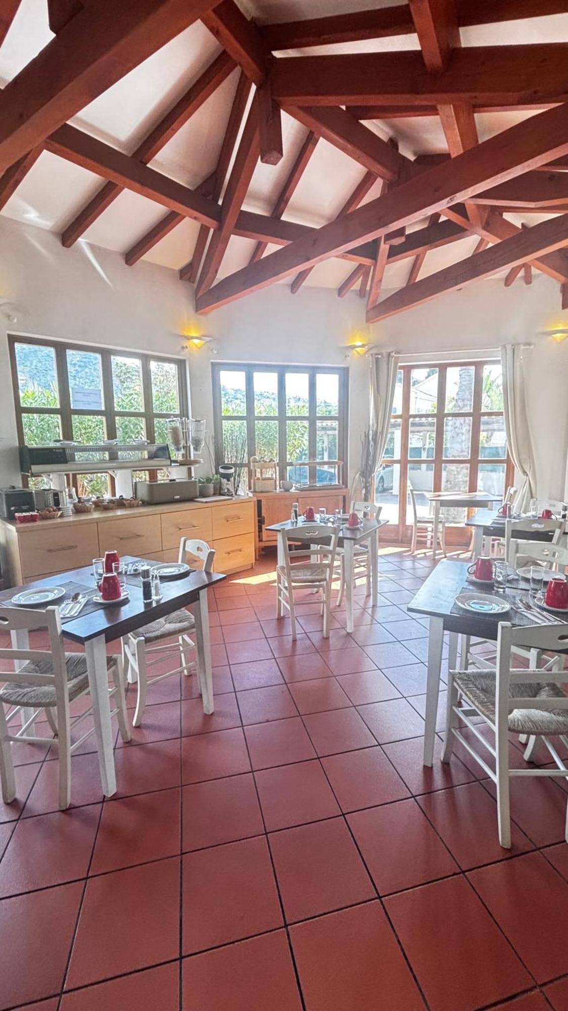 Hotel La Bastide Le Lavandou Eksteriør bilde